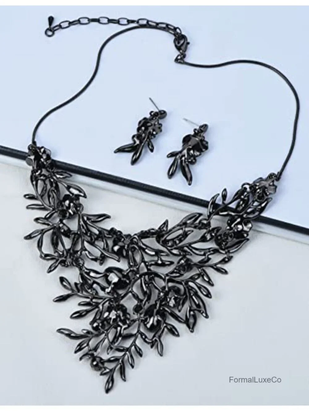 Women's Vintage Crystal Flower Statement Bib Necklace & Earrings Set Jewelry,